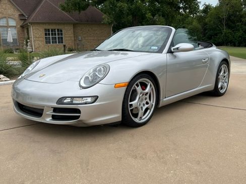 Used 2006 Porsche 911 Carrera S RWD image 4