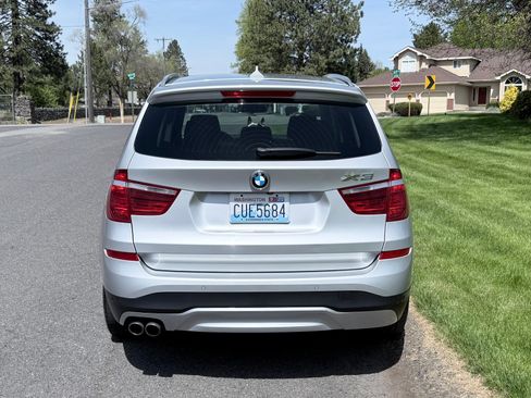Used 2017 BMW X3 xDrive28i AWD/4WD image 5
