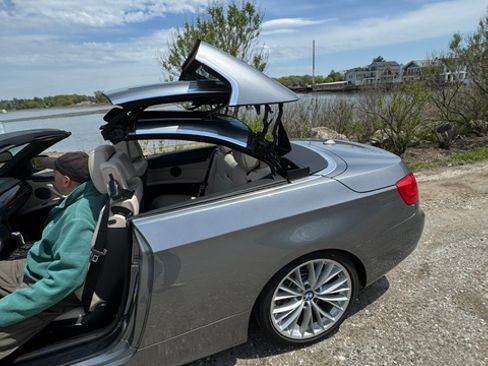 Used 2011 BMW 335i Convertible RWD image 8
