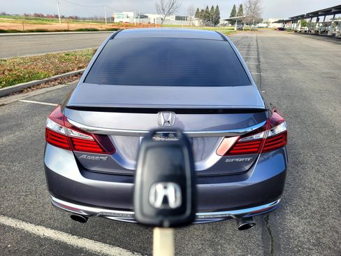 Used 2016 Honda Accord Sport image 6