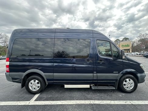 Used 2016 Mercedes-Benz Sprinter 2500 image 8