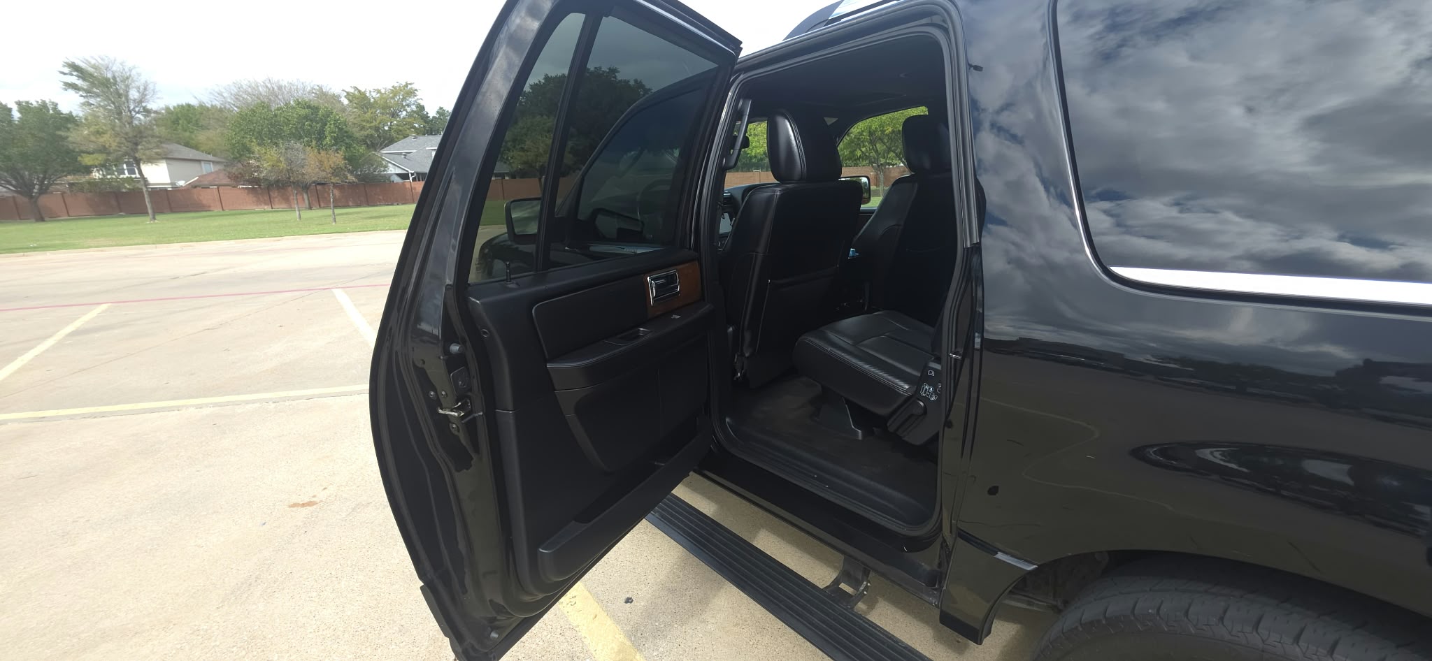 Used 2016 Lincoln Navigator L Select AWD/4WD image 22