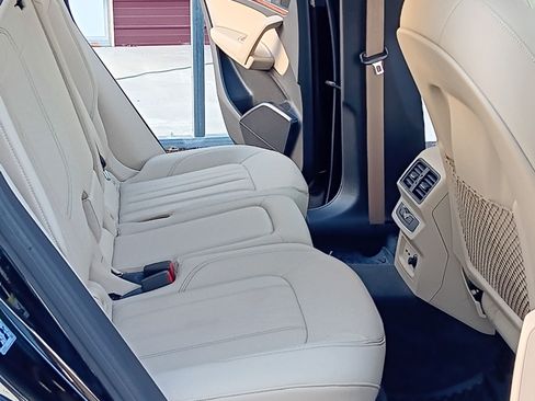 Used 2021 Audi Q5 2.0T Premium w/ Convenience Package image 8