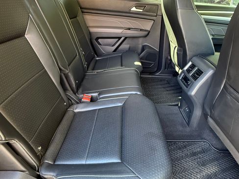 Used 2022 Volkswagen Atlas SE image 8