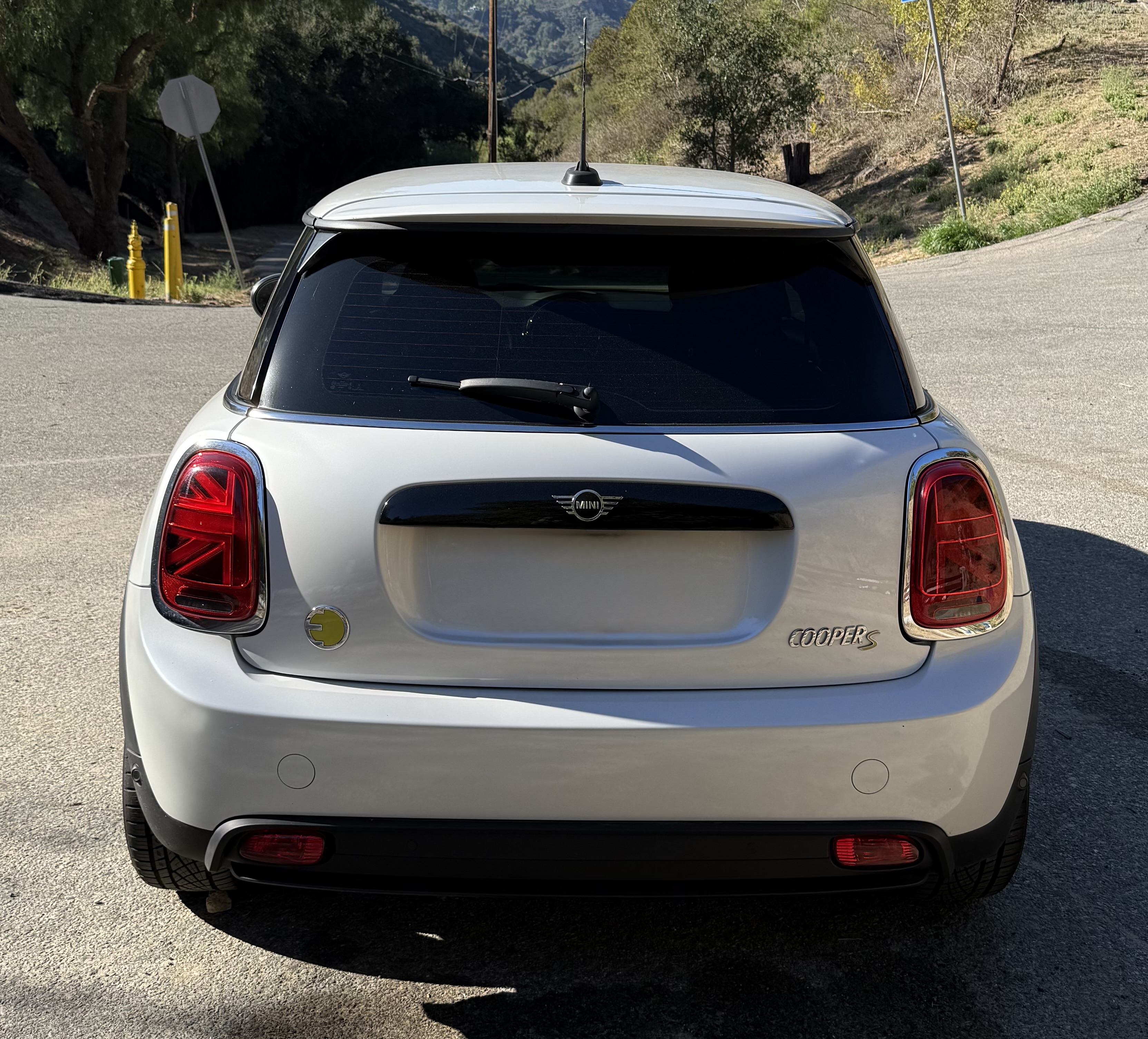 Used 2024 MINI Cooper SE FWD image 5