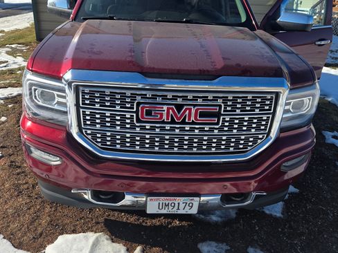 Used 2017 GMC Sierra 1500 Denali image 5