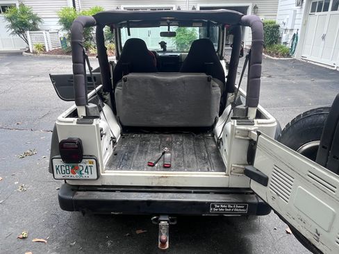Used 1997 Jeep Wrangler Sport AWD/4WD image 12