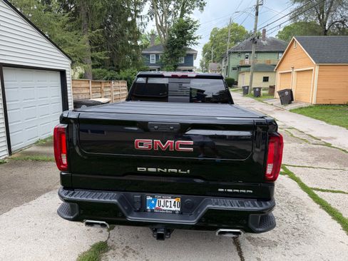 Used 2022 GMC Sierra 1500 Denali AWD/4WD image 10