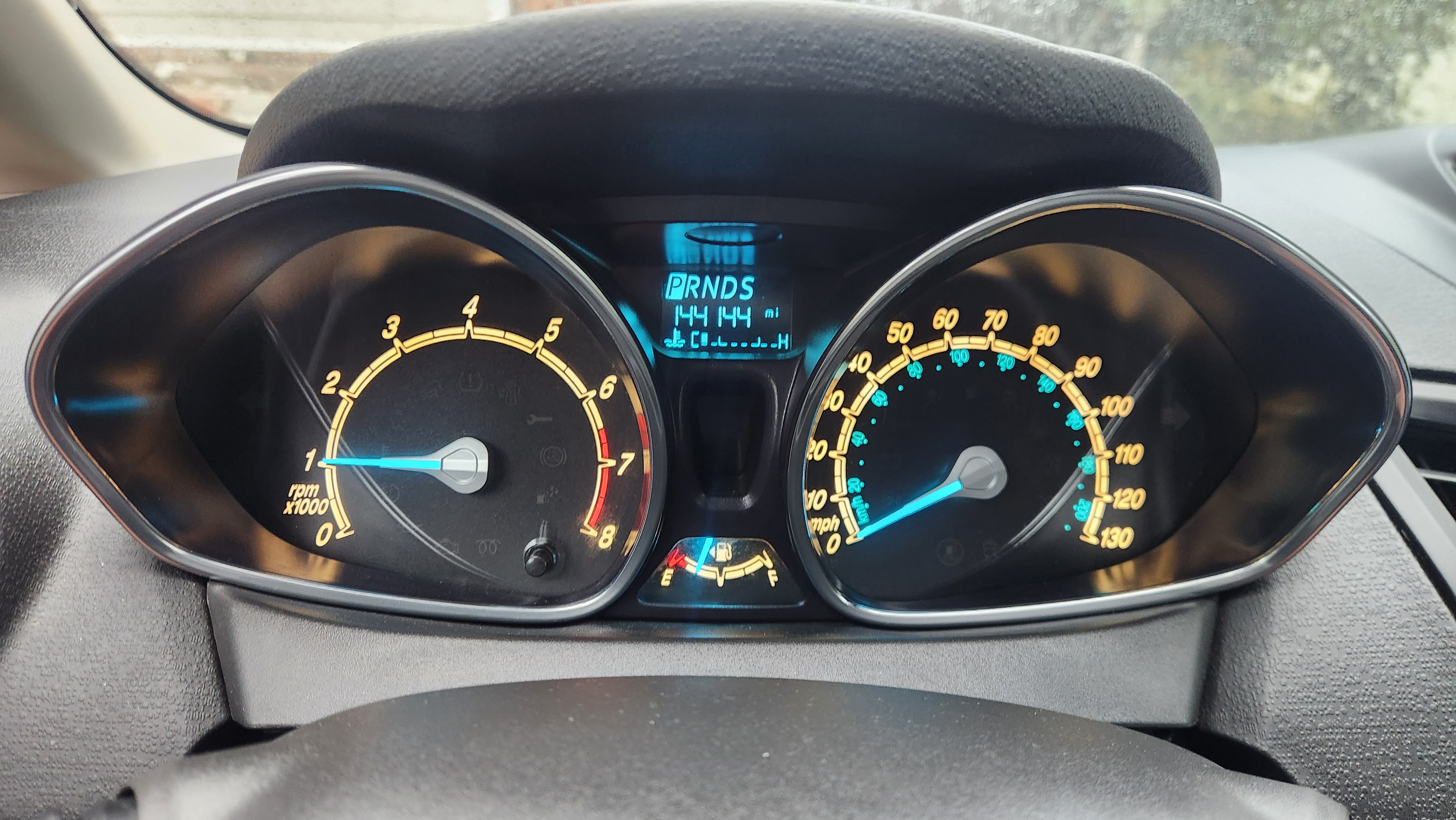 Used 2014 Ford Fiesta SE FWD image 9