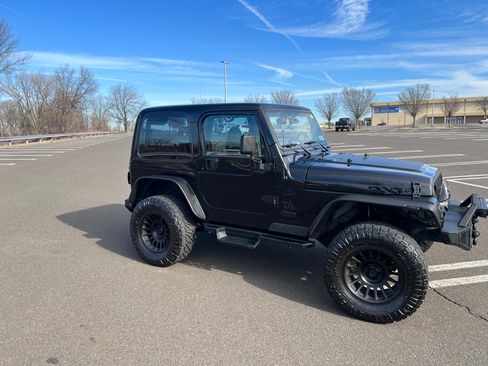 Used 2000 Jeep Wrangler SE AWD/4WD image 2