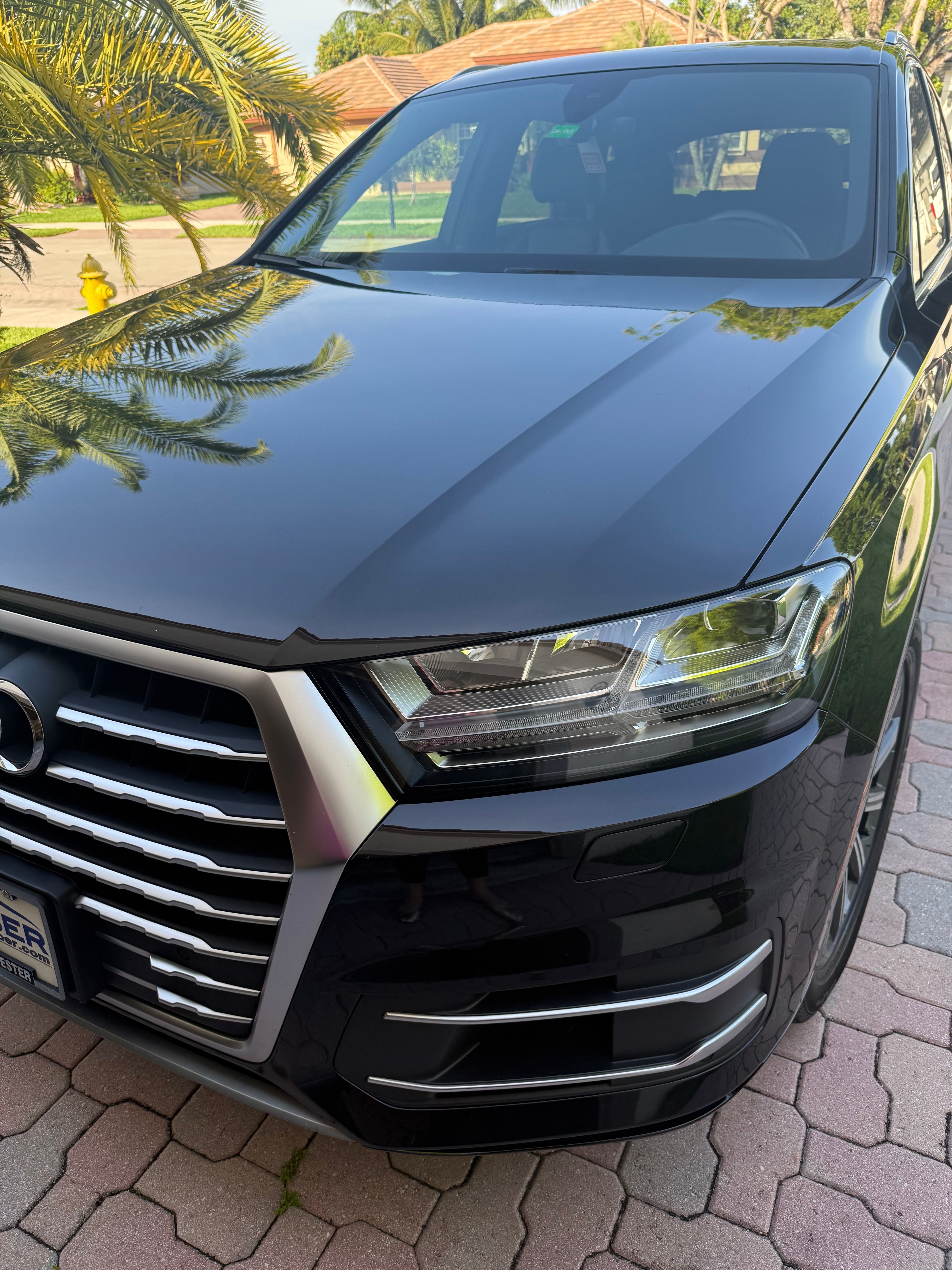 Used 2019 Audi Q7 3.0T Premium Plus w/ Premium Plus Package AWD/4WD image 2