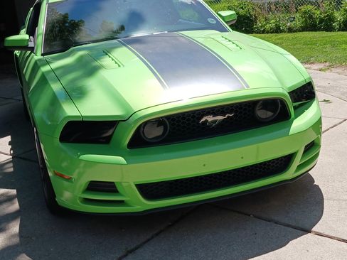 Used 2014 Ford Mustang GT w/ Electronics Package RWD image 10
