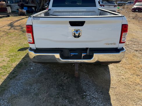 Used 2019 RAM 2500 Tradesman w/ Chrome Appearance Group image 4