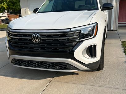 Used 2024 Volkswagen Atlas Peak Edition SE