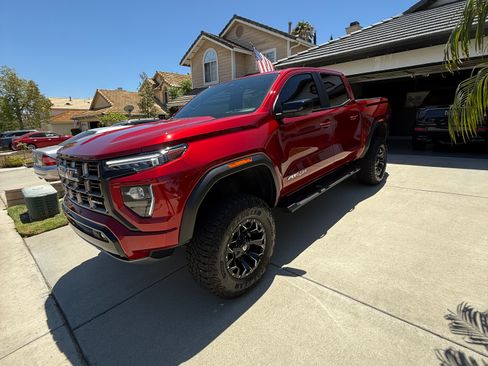 Used 2024 GMC Canyon AT4X AWD/4WD image 4
