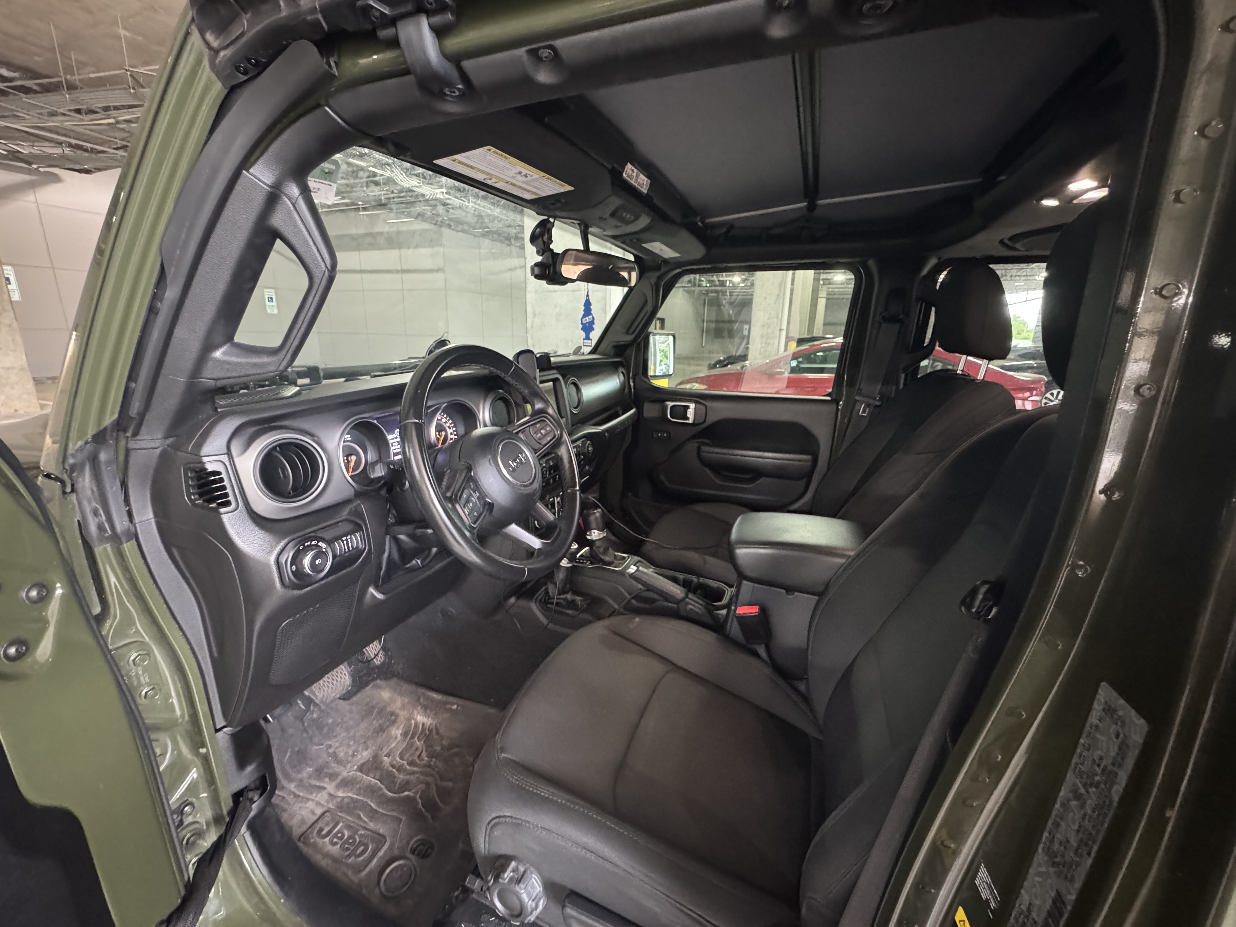 Used 2022 Jeep Wrangler Unlimited Sport AWD/4WD image 13