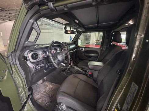 Used 2022 Jeep Wrangler Unlimited Sport AWD/4WD image 13