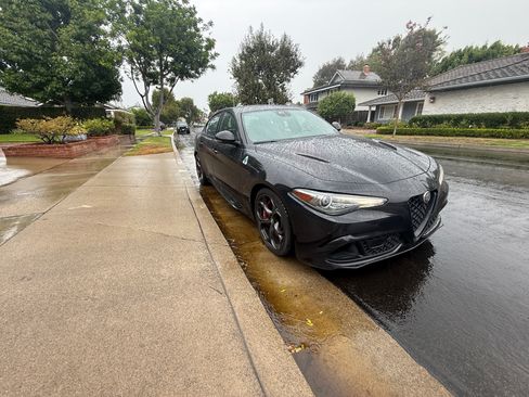 Used 2022 Alfa Romeo Giulia Quadrifoglio w/ Active Assist Plus Package RWD image 2