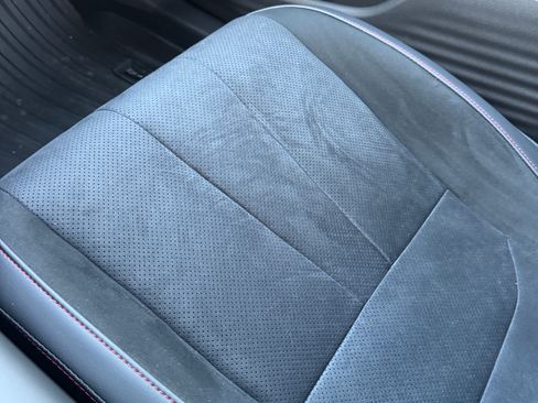 Used 2025 Acura ADX A-Spec image 9