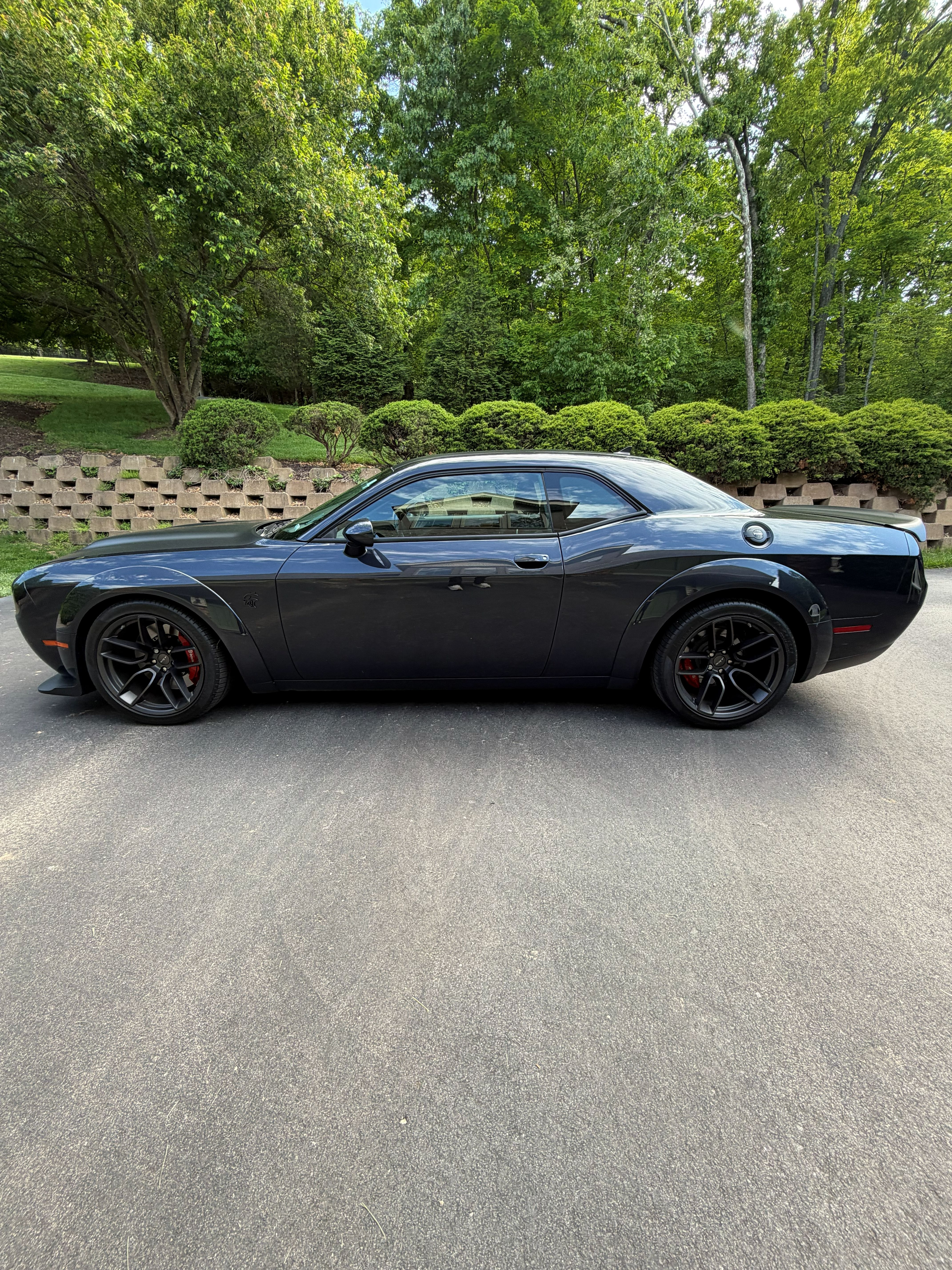 Used 2019 Dodge Challenger SRT Hellcat Redeye RWD image 5