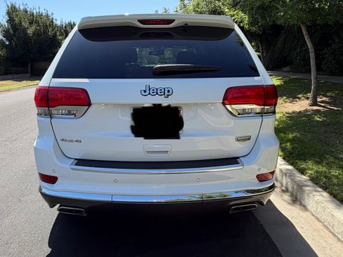 Used 2015 Jeep Grand Cherokee Summit AWD/4WD image 6