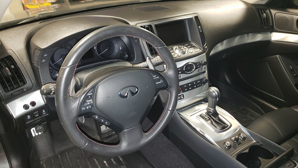 Used 2011 INFINITI G37 IPL RWD image 27