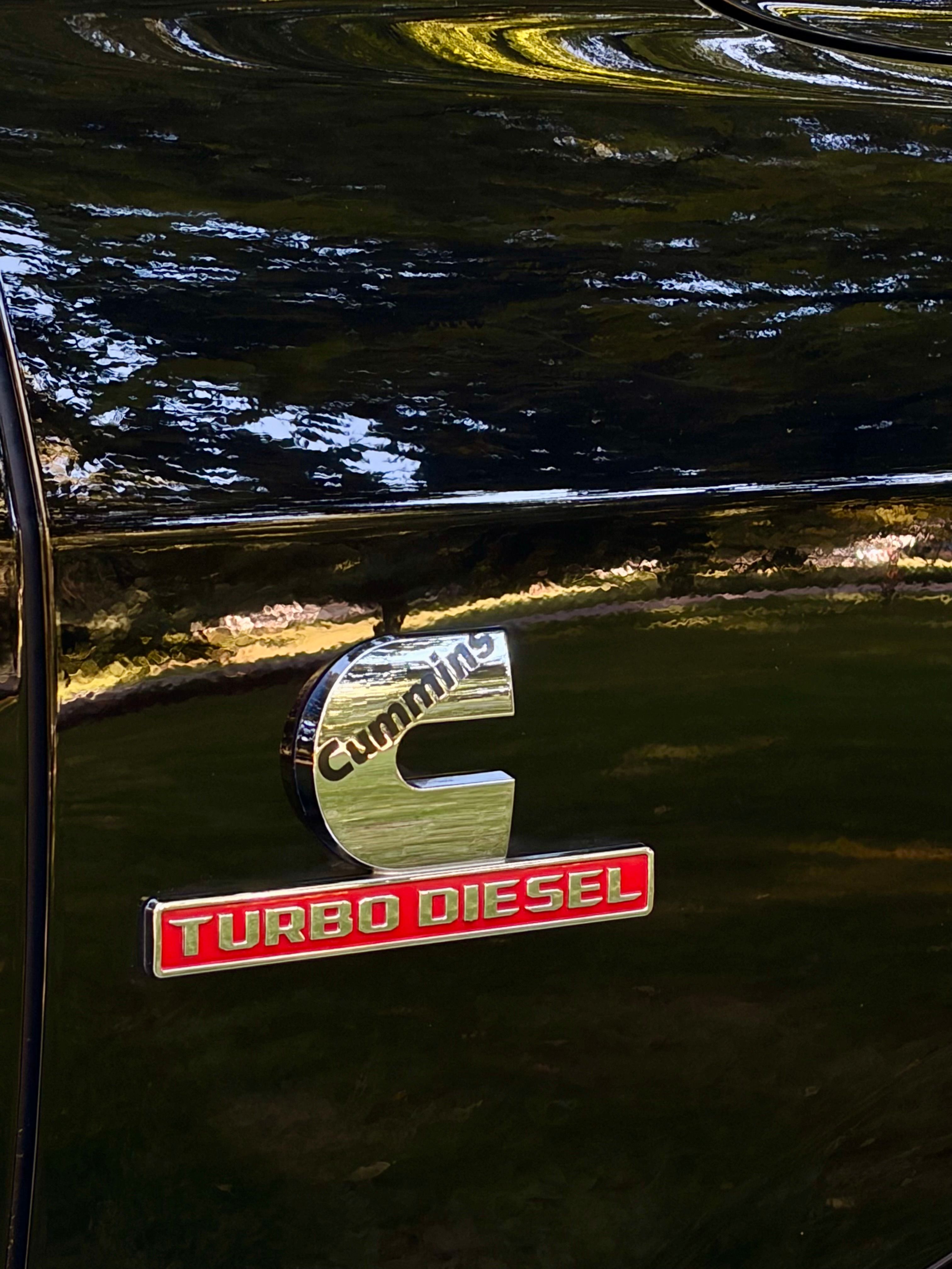Used 2024 RAM 2500 Tradesman w/ Chrome Appearance Group AWD/4WD image 6
