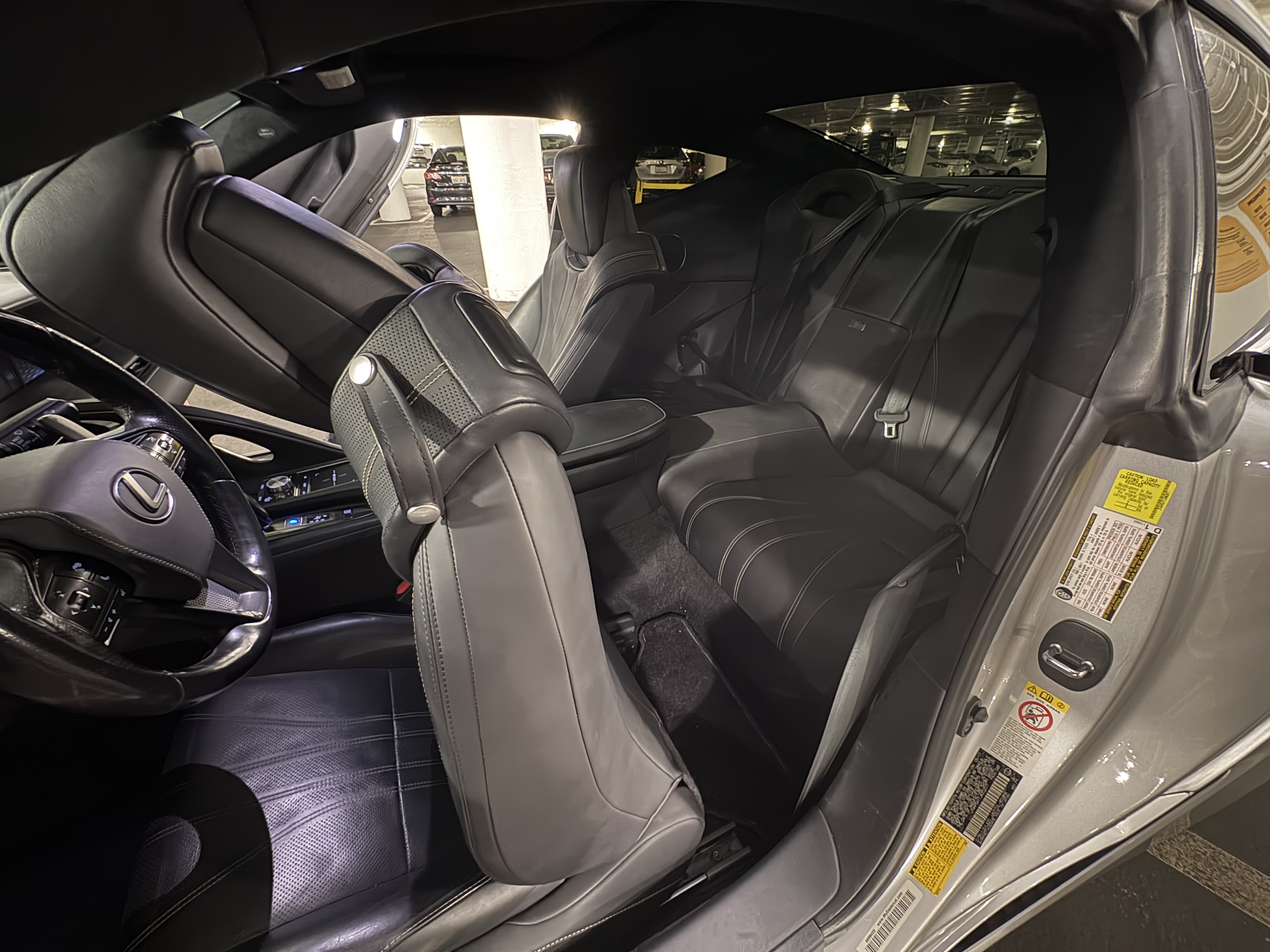 Used 2018 Lexus LC 500 Coupe w/ Touring Package RWD image 17