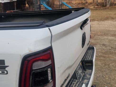 Used 2019 RAM 2500 Laramie w/ Night Edition image 4