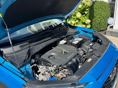 Used 2019 Hyundai Kona SE AWD/4WD image 2