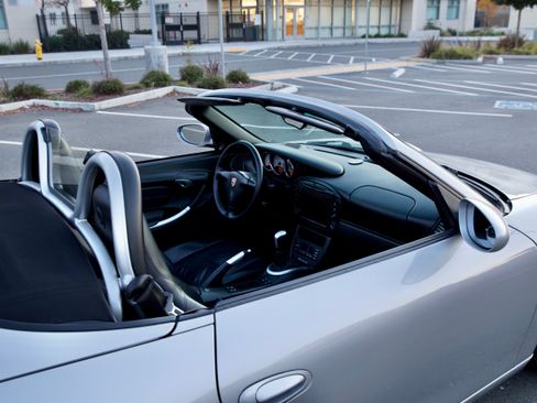 Used 2000 Porsche Boxster S image 10