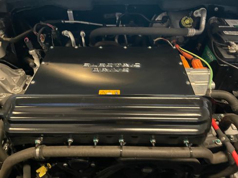 Used 2014 Mercedes-Benz B 250e image 17