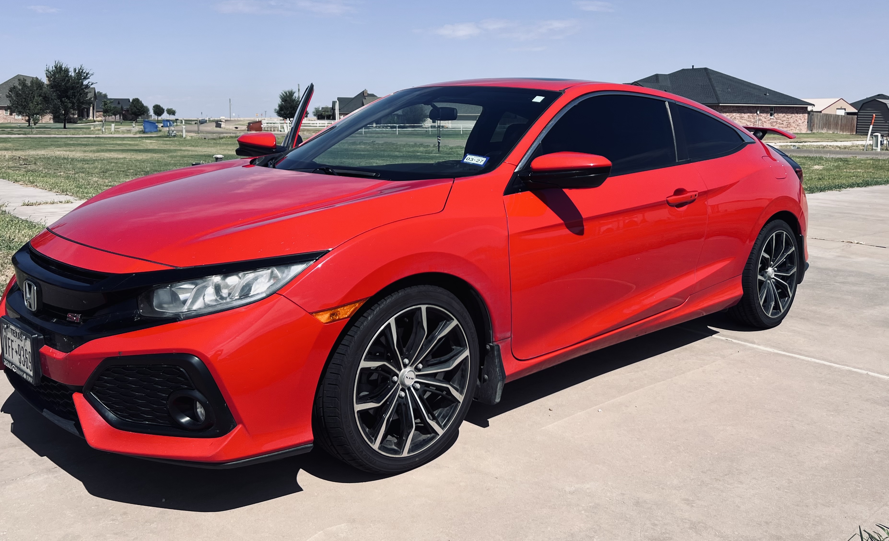 Used 2018 Honda Civic Si image 1