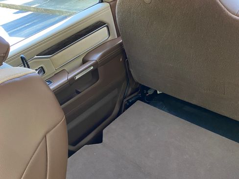 Used 2019 RAM 2500 Laramie image 11