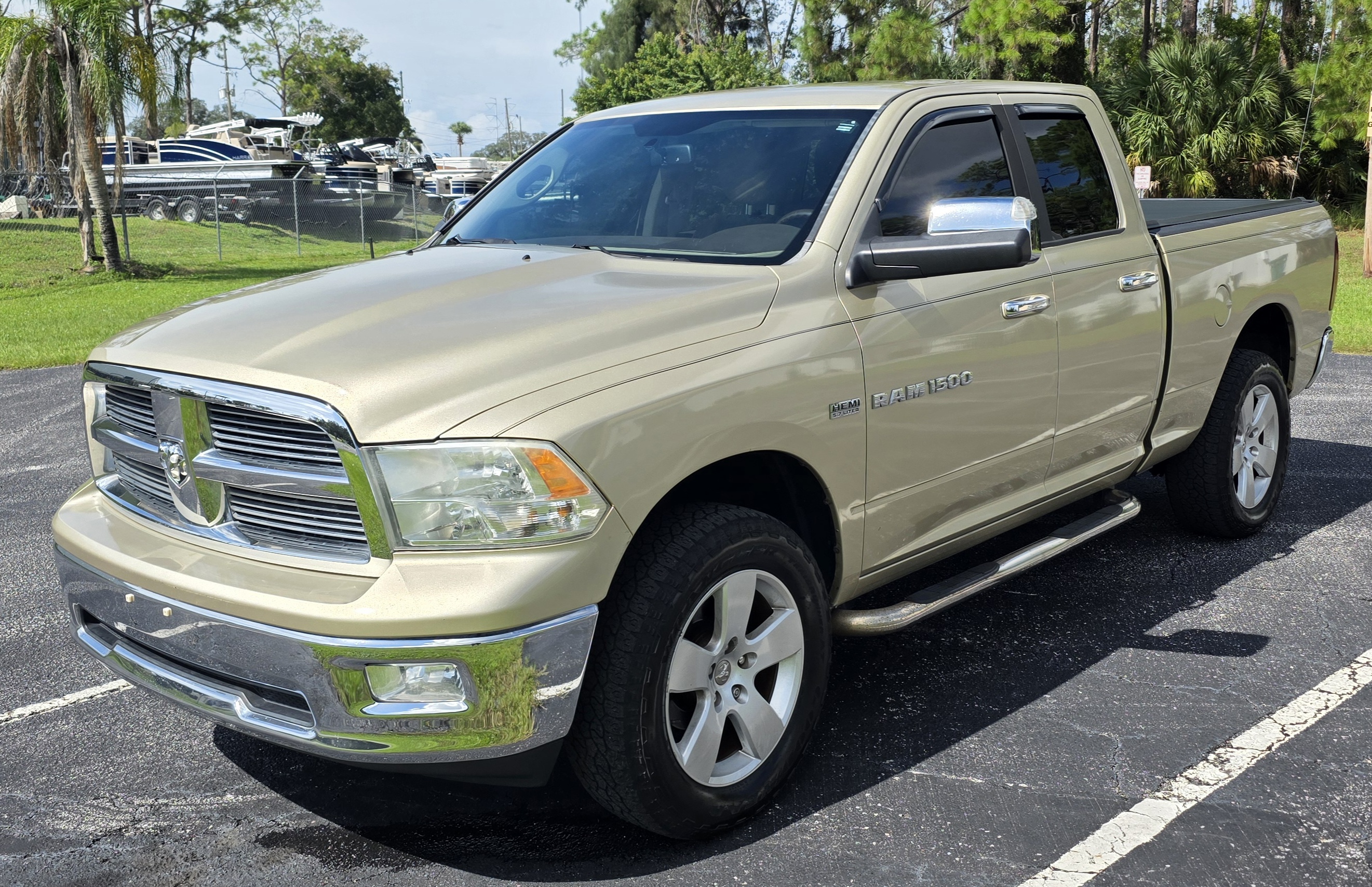 Used 2011 RAM 1500 Big Horn AWD/4WD image 1