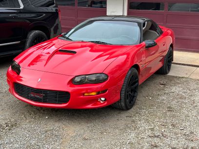 Used 1999 Chevrolet Camaro Z28 w/ SS Performance/Appearance Pkg