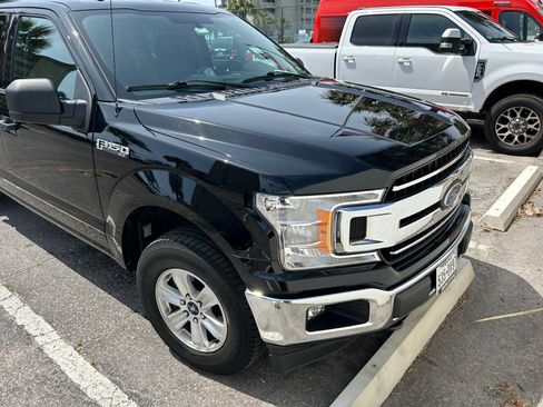 Used 2018 Ford F150 XLT w/ Trailer Tow Package AWD/4WD image 6