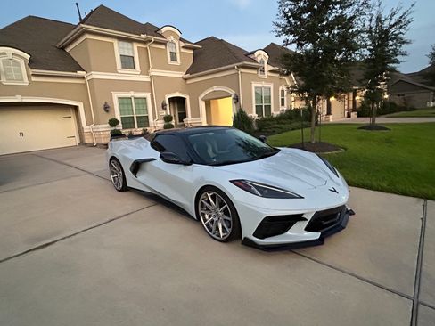 Used 2022 Chevrolet Corvette Stingray Premium Conv w/ Z51 Performance Package image 6