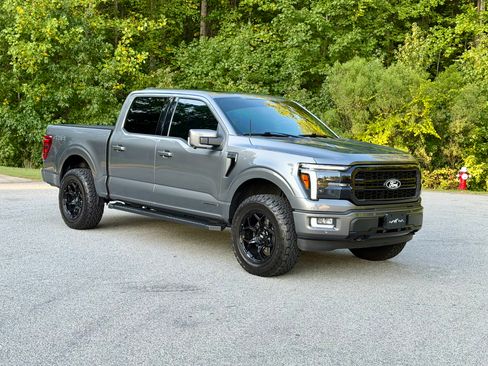 Used 2024 Ford F150 Lariat AWD/4WD image 1