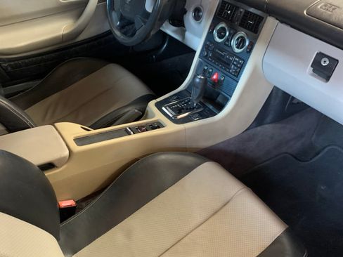 Used 1998 Mercedes-Benz SLK 230 image 6