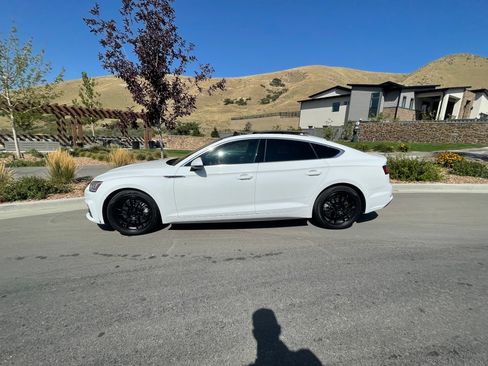 Used 2019 Audi A5 2.0T Premium w/ Convenience Package AWD/4WD image 4