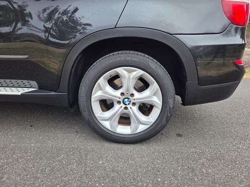 Used 2011 BMW X5 xDrive50i image 17