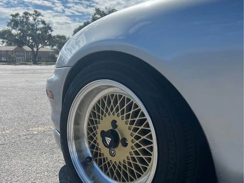 Used 1999 MAZDA MX-5 Miata Convertible 2D image 2