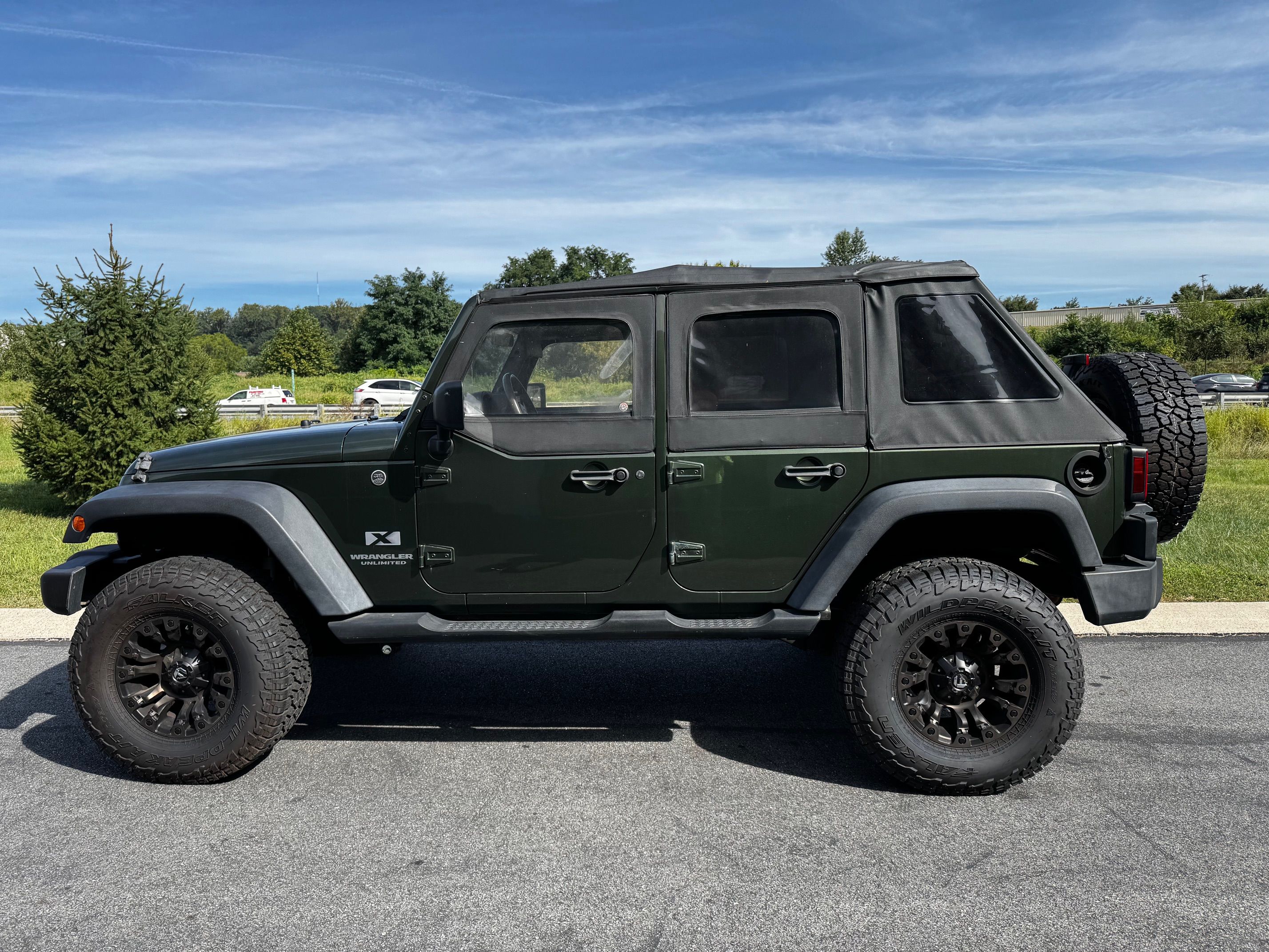 Used 2008 Jeep Wrangler Unlimited X AWD/4WD image 4