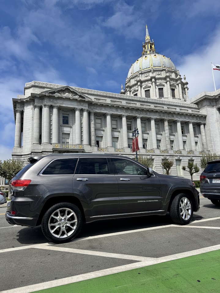 Used 2014 Jeep Grand Cherokee Summit AWD/4WD image 5