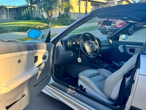 Used 1999 BMW M3 Convertible image 10