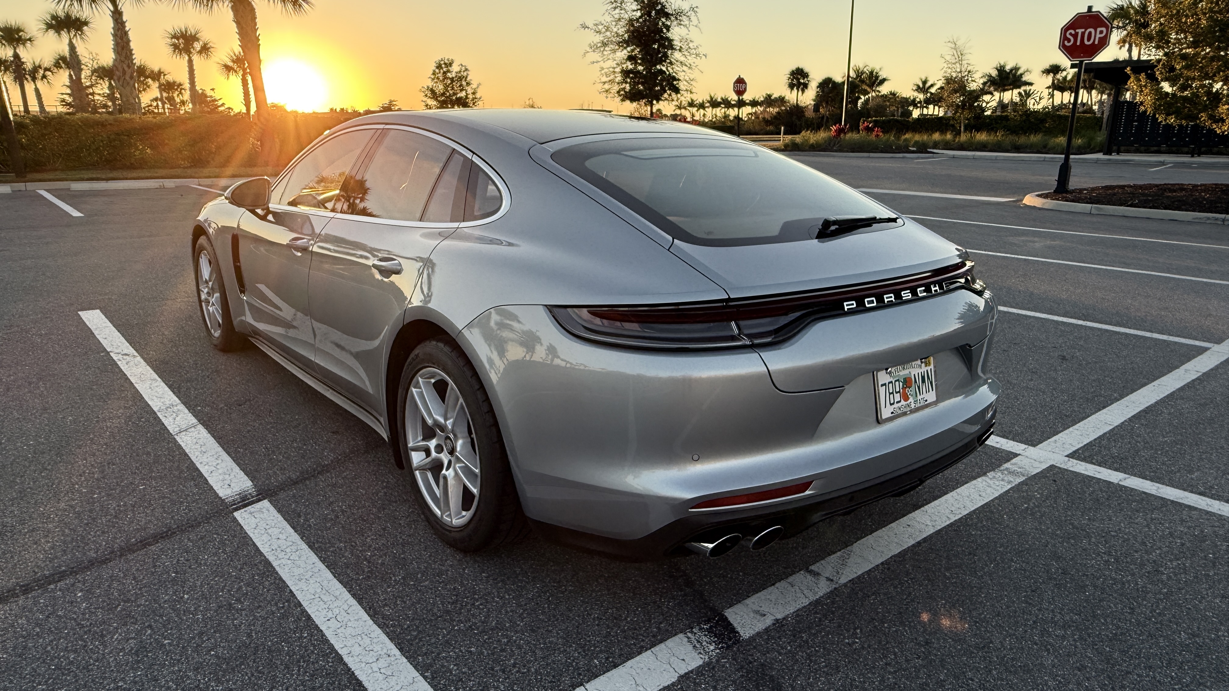 Used 2021 Porsche Panamera 4 AWD/4WD image 10