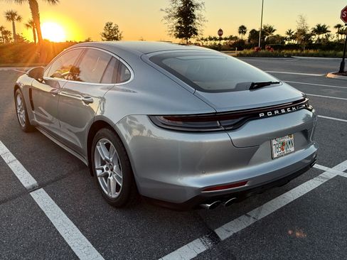 Used 2021 Porsche Panamera 4 image 10