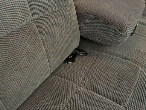 Used 1995 Ford F150 2WD Regular Cab image 11