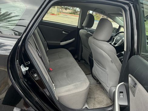 Used 2013 Toyota Prius Two FWD image 8